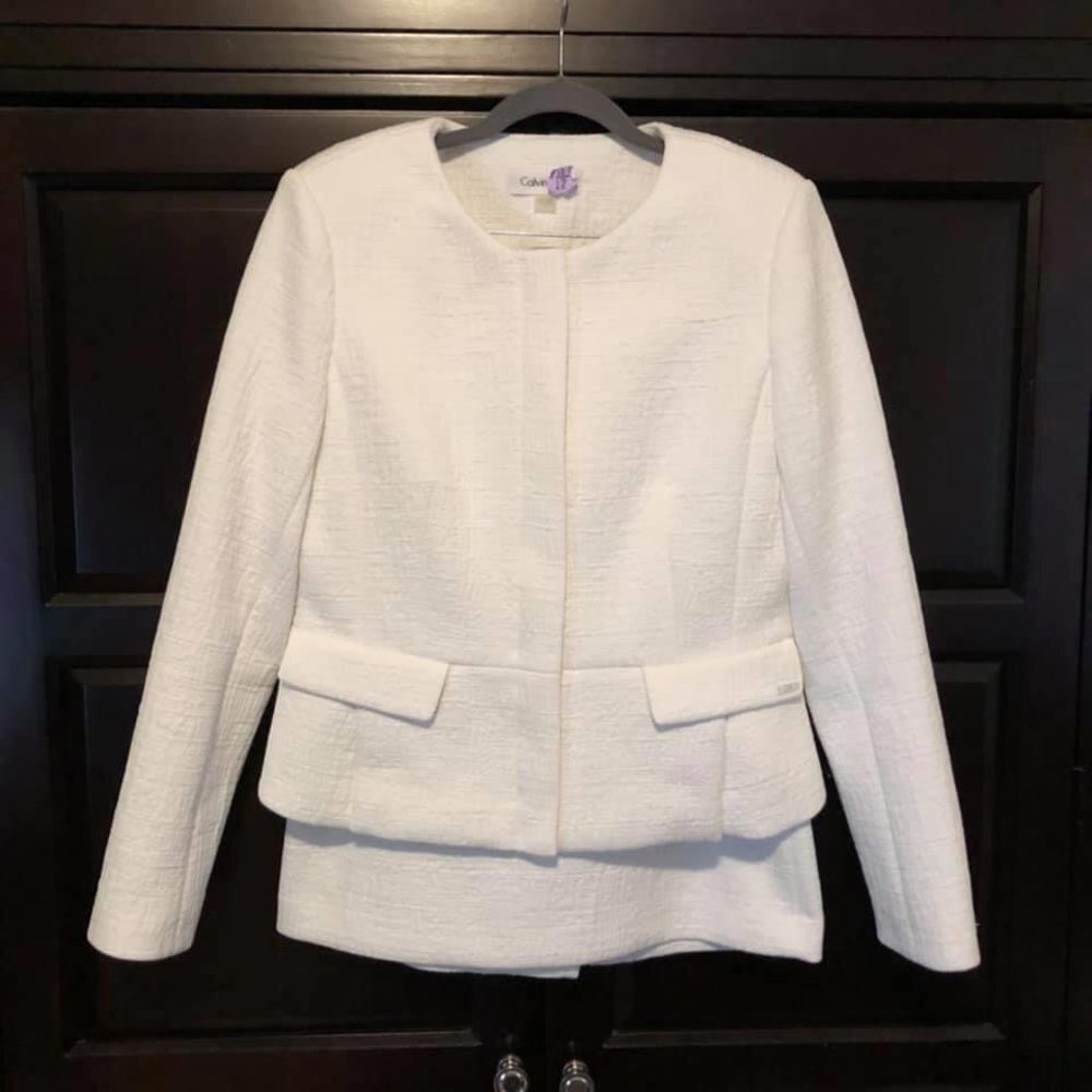 Calvin Klein white, 2 piece skirt suit